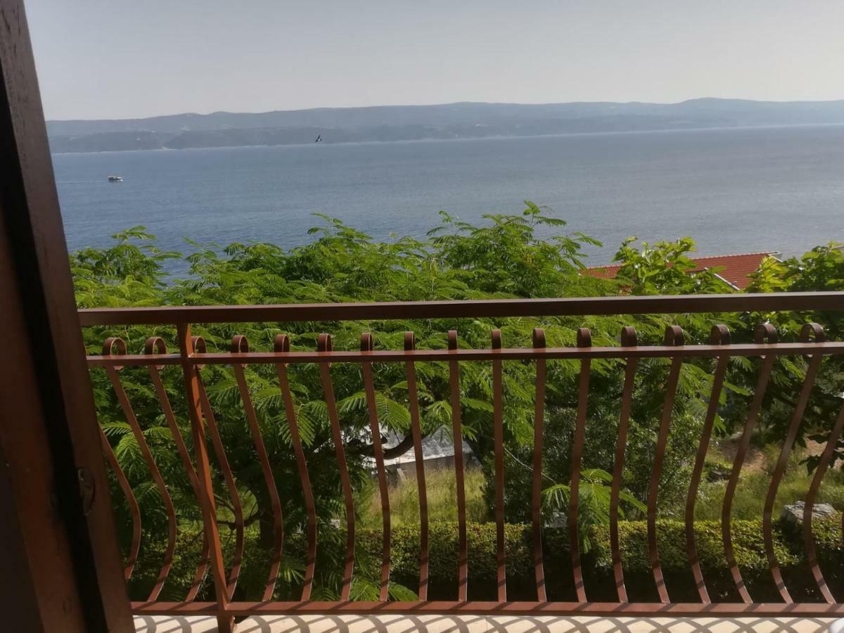 Apartmani Ujdur Omiš Zewnętrze zdjęcie