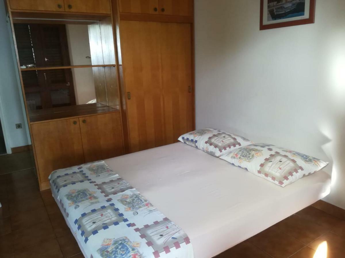 Apartmani Ujdur Omiš Zewnętrze zdjęcie