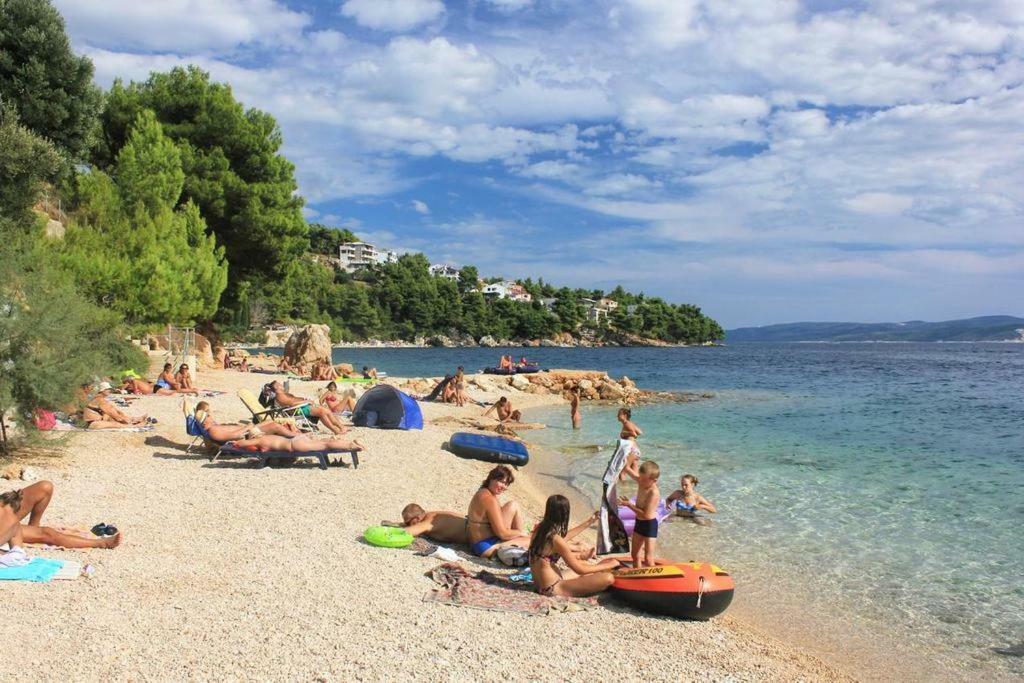 Apartmani Ujdur Omiš Zewnętrze zdjęcie