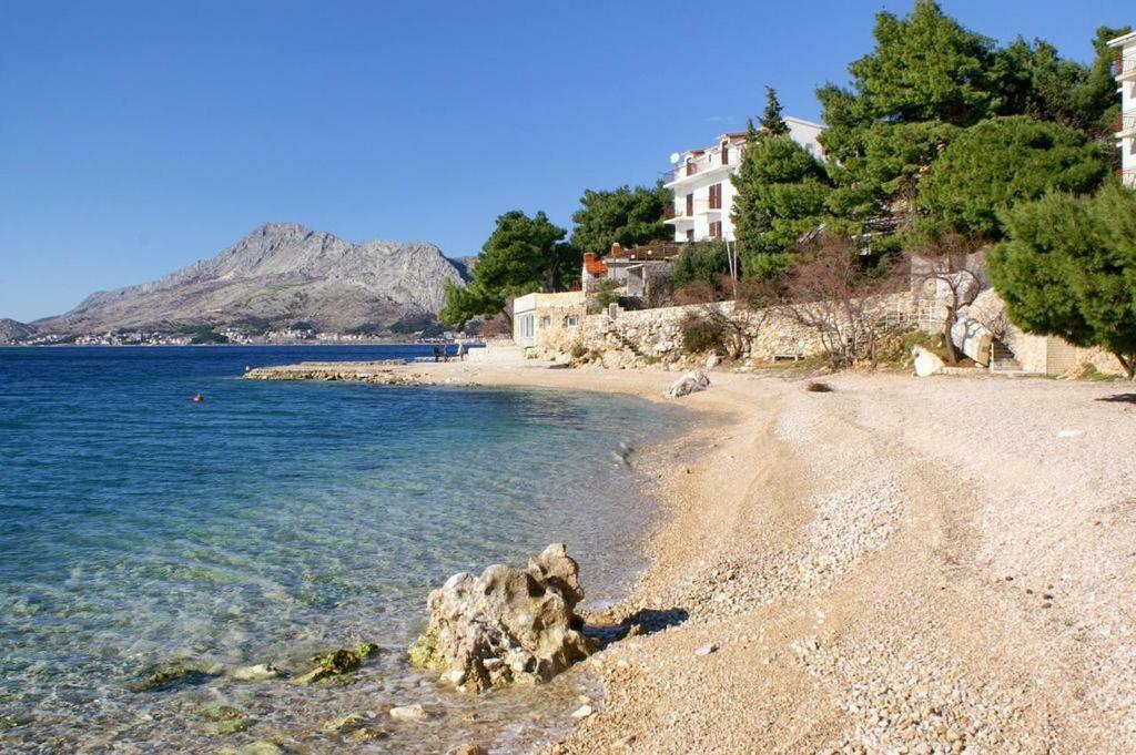 Apartmani Ujdur Omiš Zewnętrze zdjęcie