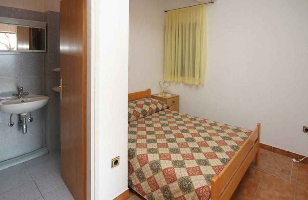 Apartmani Ujdur Omiš Zewnętrze zdjęcie